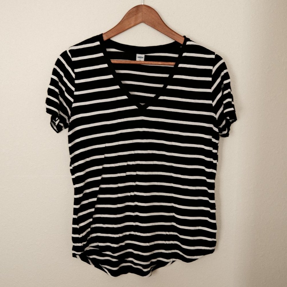 Old Navy Luxe V Neck-Black and White Striped